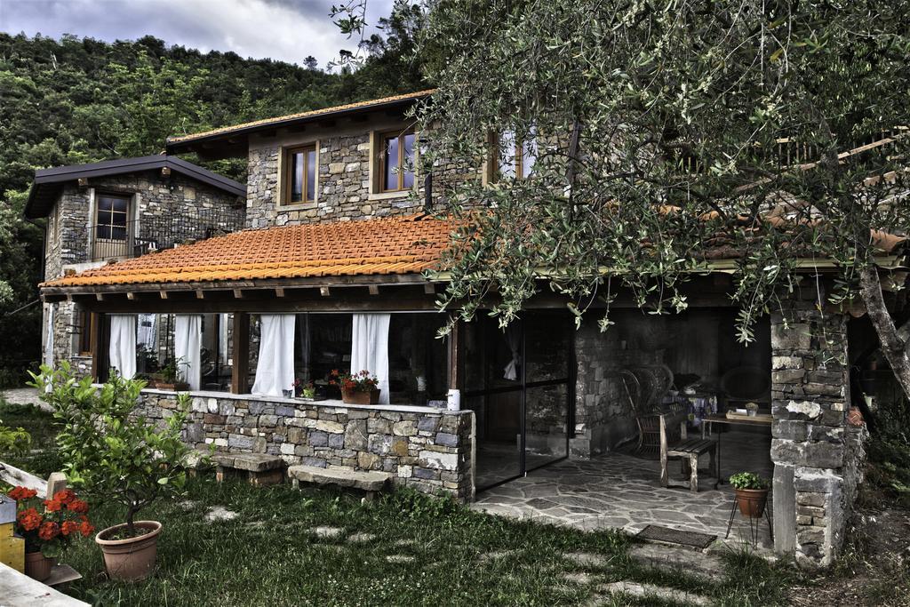 Agriturismo Terre Del Mistero Apricale Esterno foto