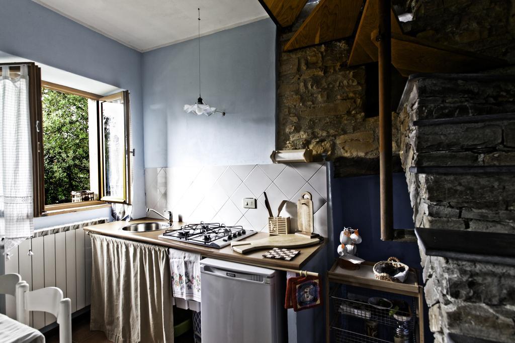 Agriturismo Terre Del Mistero Apricale Camera foto