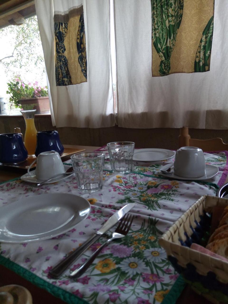 Agriturismo Terre Del Mistero Apricale Esterno foto